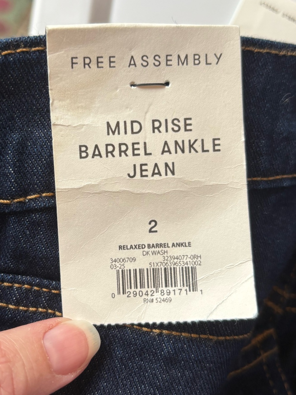 NWT Free Assembly Mid Rise Barrel Ankle Jeans sz 2 - Picture 6 of 9